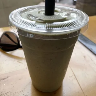 Mint Chip Smoothie with vegan protein added 3