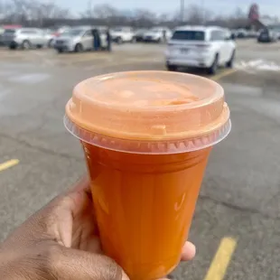 20-12-2023 -- A 16-oz fresh juice (Carrot, Orange, and Ginger) -- $6.50 plus 50 cents if you pay with a debit/credit card so total of $7.00