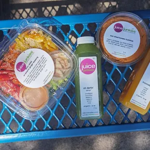 Juice Junkies Vegan Cafe & Juice Bar