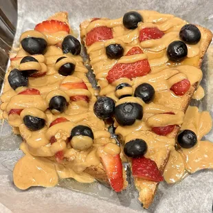 Love the simplicity of PB&amp;J. Strawberries and Blueberries are still sweet for late September. #Supportlocal @ Juice Paradise.
