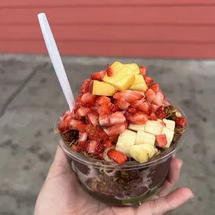 Acai bowl