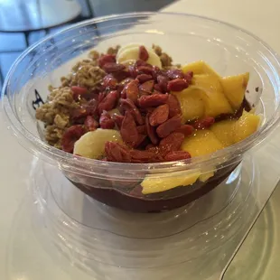 Açaí bowl with mango, granola, and goji berry