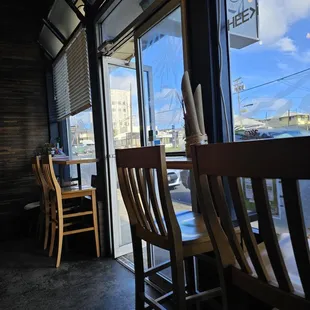 a view of the outside of a restaurant