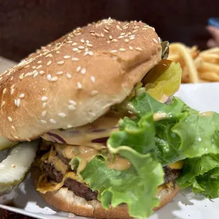 Double cheeseburger (juicy super) is very good