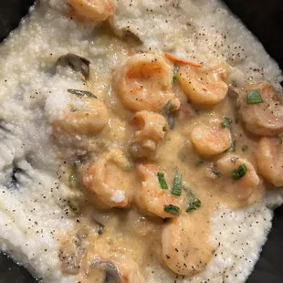 Shrimp &amp; Grits (Horrible)