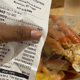 Crab and shrimp head off boil