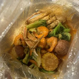 make your own seafood combo with sautéed broccoli