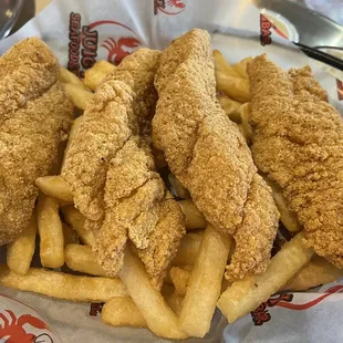 4pc Catfish Lunch $16