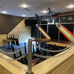 sushi and sashimi, interior