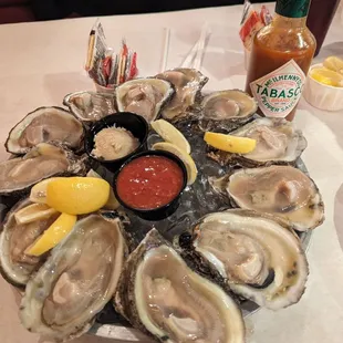 oysters and mussels, oysters, shellfish, mussels, food