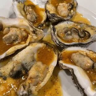 Steamed Oysters with garlic butter seasoning
