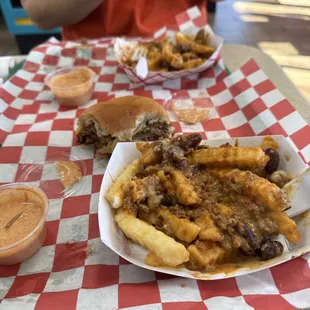 THIS WAS SOOO GOOD i forgot to take a before picture 10/10 i recommend!!! SMASH JUICY BURGERS