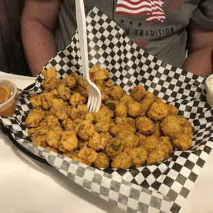 Alligator bites