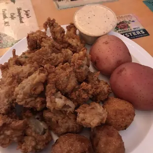 chicken wings and fried chicken, food