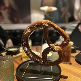 BIG PRETZEL