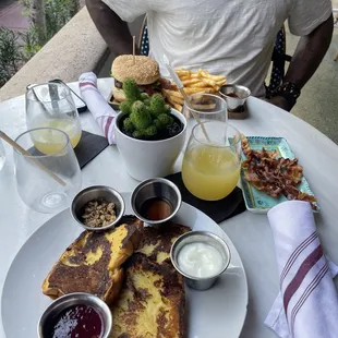 French Toast and BISTRO BURGER