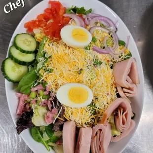 Julian&apos;s Chef Salad