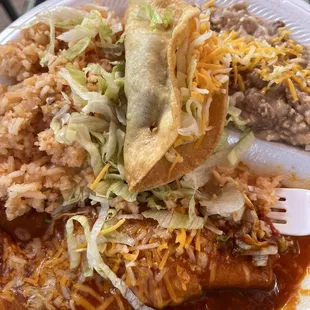 Beef taco &amp; cheese enchilada plate
