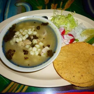 Pozole blanco