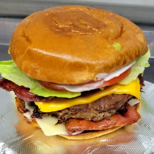 Julians Bacon Cheese Burger