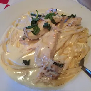 Fettuccine Alfredo