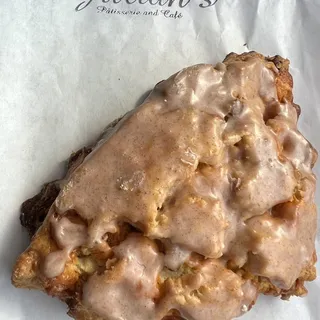 Butterscotch Pecan Scone