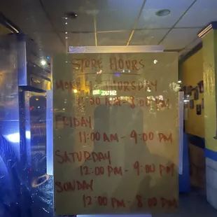 7/10/21 hours :( not open late anymore