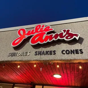 the outside of a restaurant