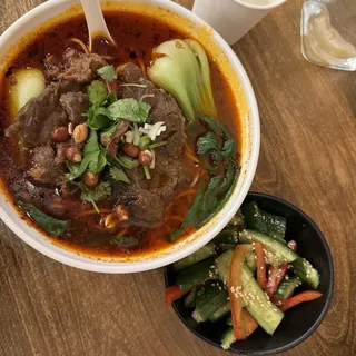 拍黄瓜Smashed Cucumber Salad