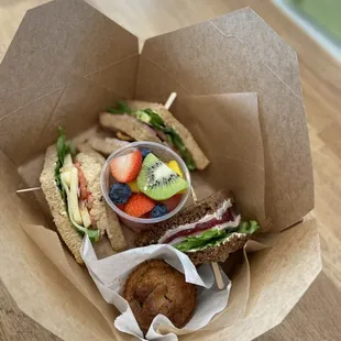 Lunch Box in catering menu