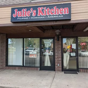 the outside of the restaurant