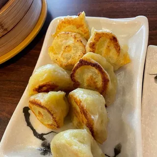 Pan Fried Beef and Carrot Dumplings
