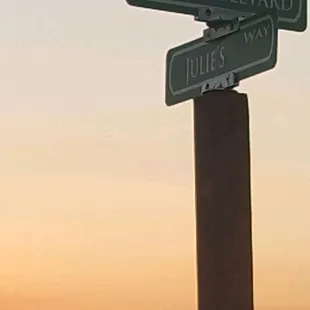 Mo and Julie Kwun - married 60 years May 10, 2022