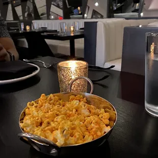 Popcorn service