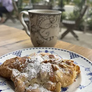 Almond croissant