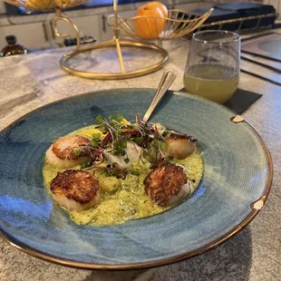 Scallop+ Pesto Gnocchi