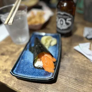 Philadelphia hand roll
