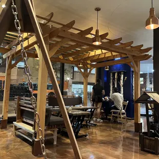 Interior atmosphere and vibes.