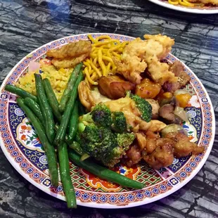 A little bit of this and that - Chinese buffet