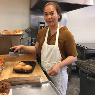 New owner of jumbo donut!!!! Everything still the same even the prizes