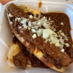 Footling chili dog