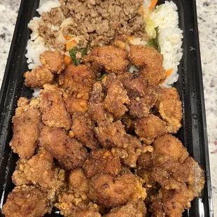 chicken wings and fried chicken, bbq wings, poultry, chicken wings, food, fried chicken wings, fried chicken, chicken, bbq chicken