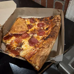 Jumbo Pizza