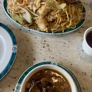 House special low main - chewy perfection, hot and sour soup ( perfectly peppery)