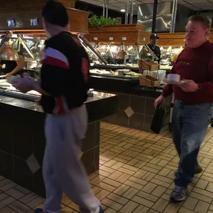 Great buffet. Very fresh, clean and affordable.