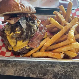 Vacancy burger