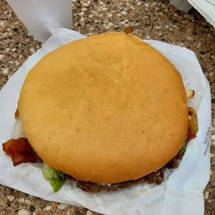Bacon cheeseburger
