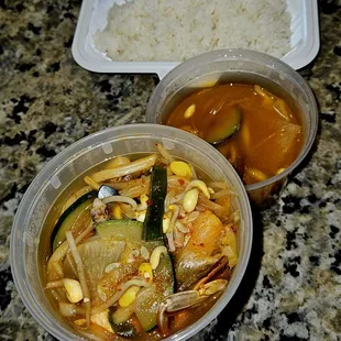 Spicy Seafood soup and rice.