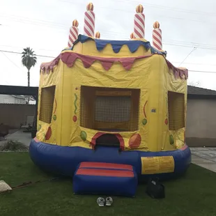 Birthday cake jump house