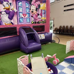 Minnie Mouse Soft Play &amp; Bounce House Package